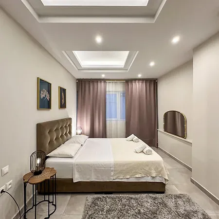 Contemporary & Spacious Renovated Apartment, Dt Syntagma, /Touristic Area Athens Exterior photo